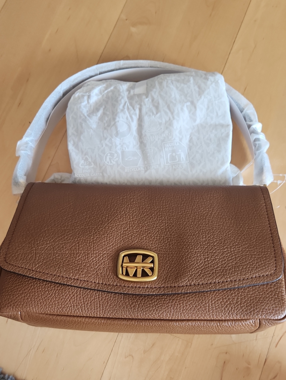 Michael Kors Bryant Leather Bag with Gold-Tone Logo – Brown Purse NEW